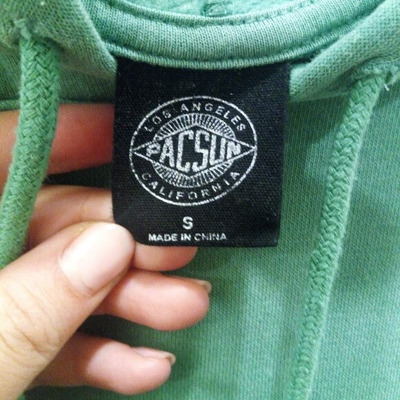 pacsun california cropped green sweatshirt - Picture 2 of 3